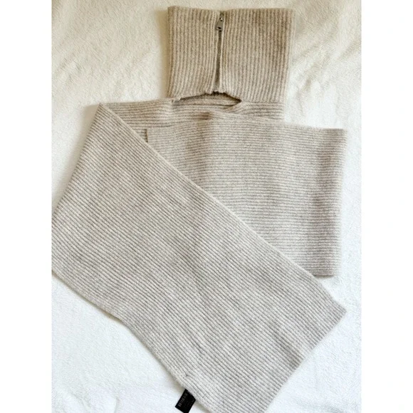 Zara Beige Knit Scarf with Zip Collar - Picture 4 of 9